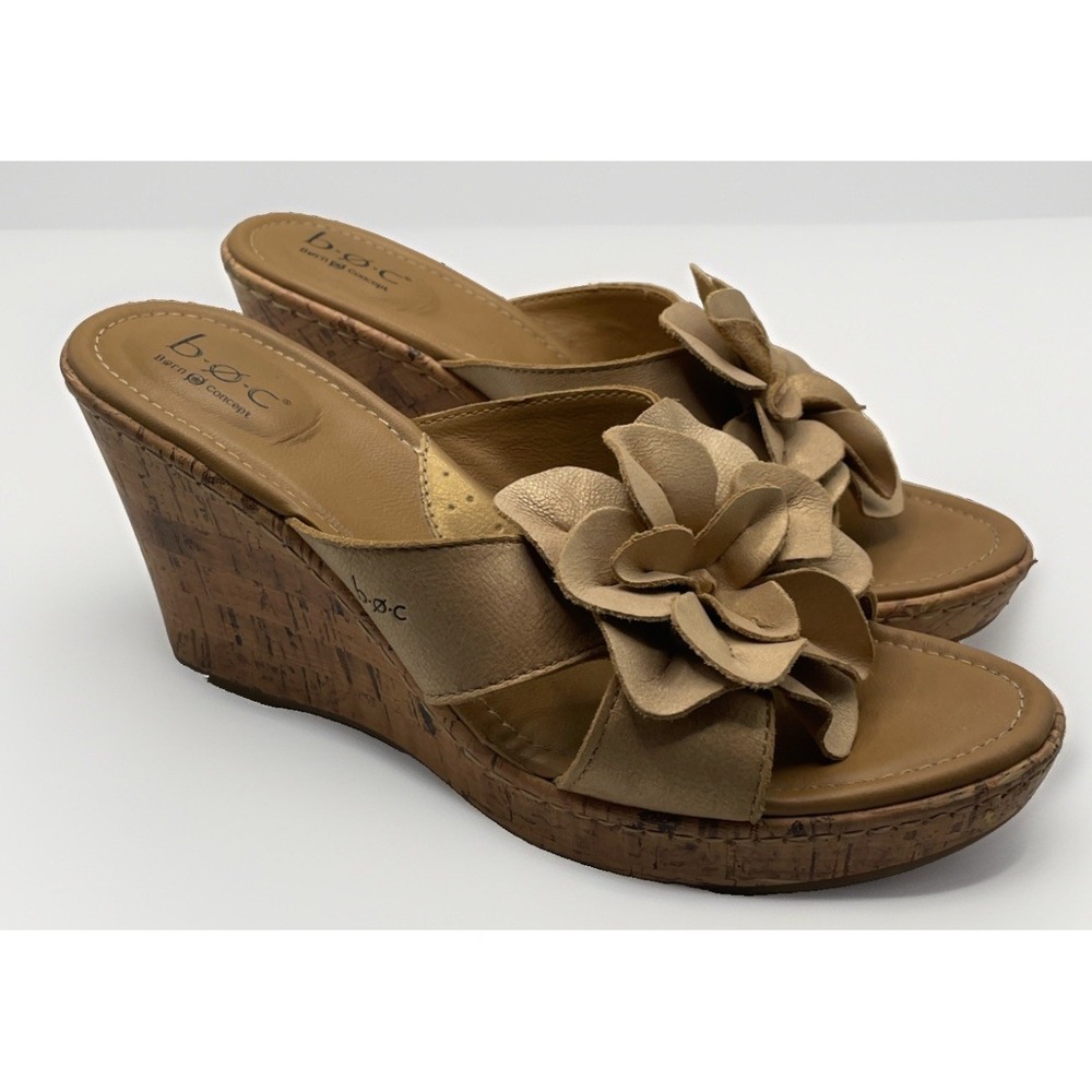 B.O.C. Born Concepts Women's Jamaica  Beige Flower Wedge Sandal Size 8 M